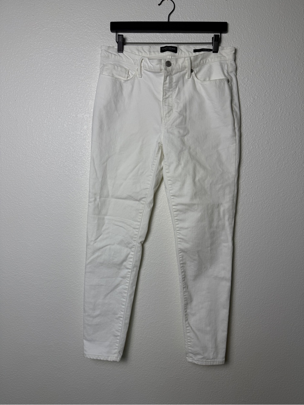 Banana Republic women’s white cotton Slim Jeans size 31L